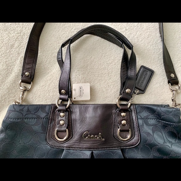 NEW Coach Signature Satchel in Charcoal - Picture 4 of 8
